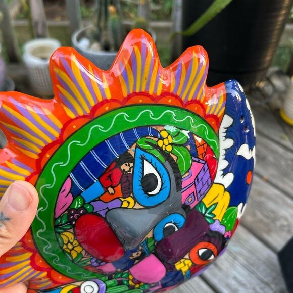 Mexican Folk Art Talavera Moon Sun Eclipse Hand Painted Clay Wall Hanging 8.5" - Picture 10 of 16